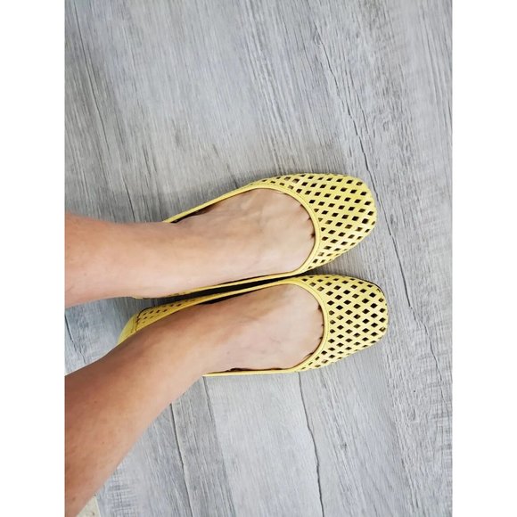 Michael Kors Shoes - MICHAEL KORS Yellow Flat Ballet SLIP ON Diamond cutout shape SHOES Sz7.5 WOMEN